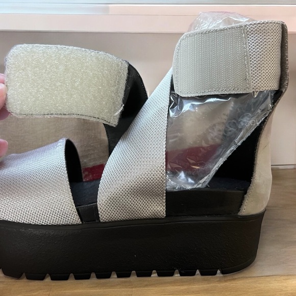 Shelly’s London- Kyler Platform Sandals with Straps Silver Black- 37/7 - Picture 10 of 11